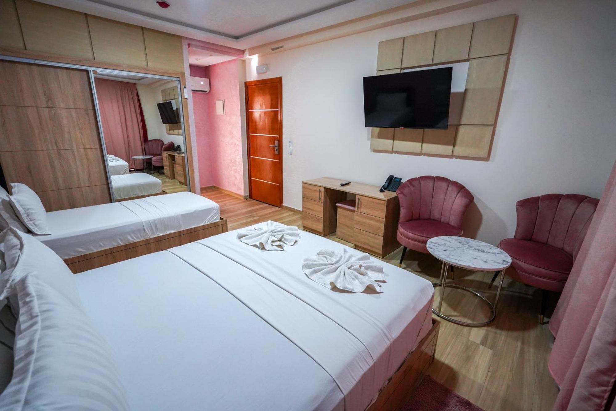 Fekri Hotel Meknesz Kültér fotó