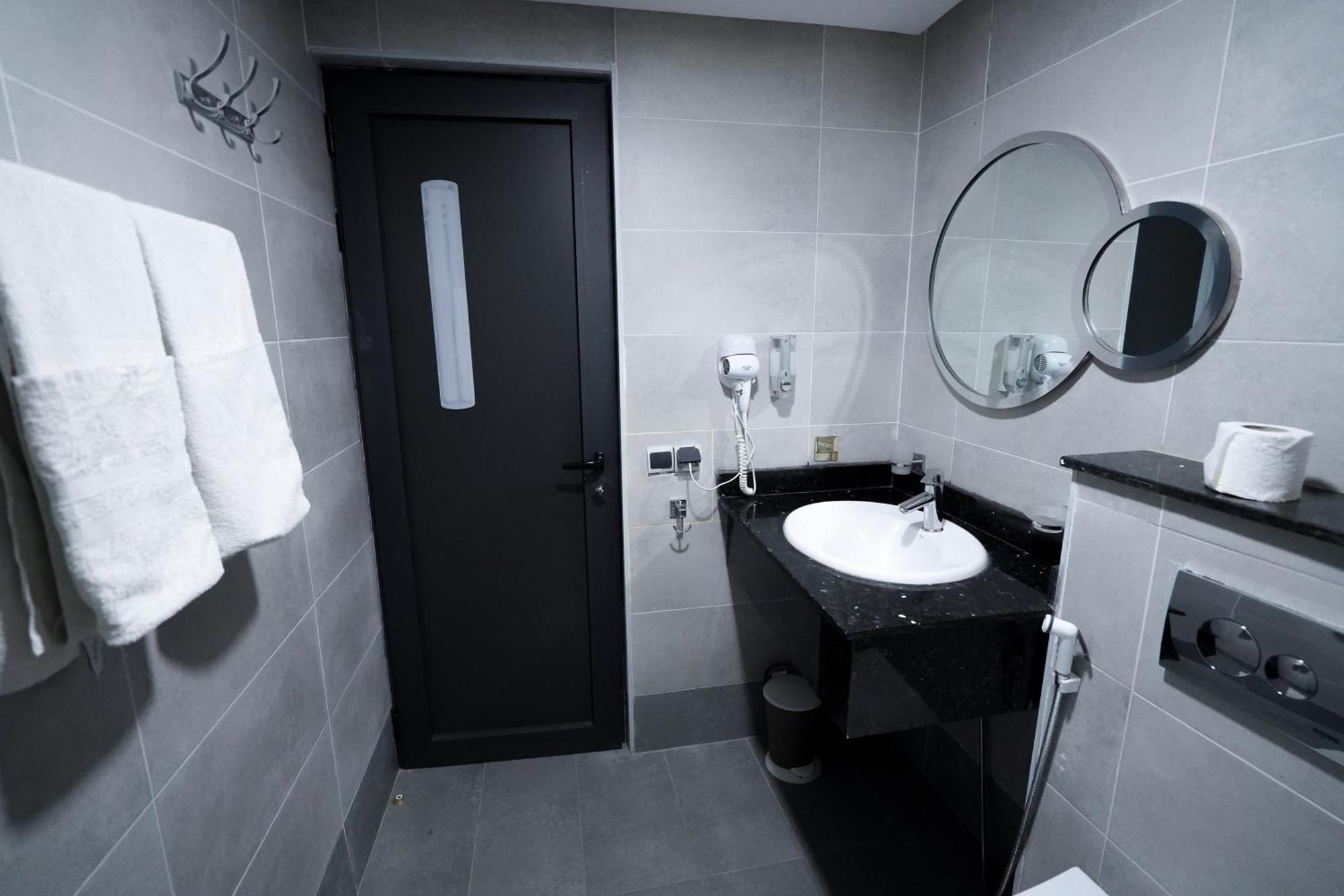 Fekri Hotel Meknesz Kültér fotó